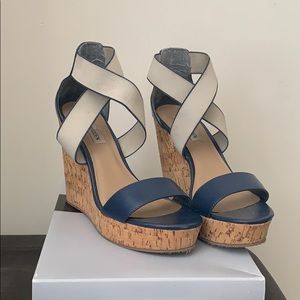 Ladies wedge blue shoe